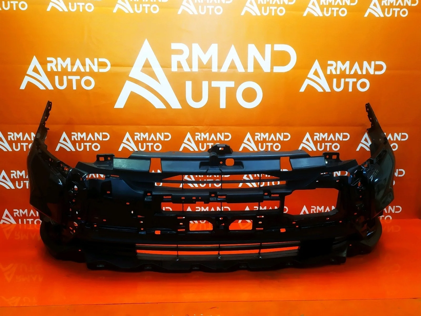 Бампер Mitsubishi Outlander 2015-2018 3