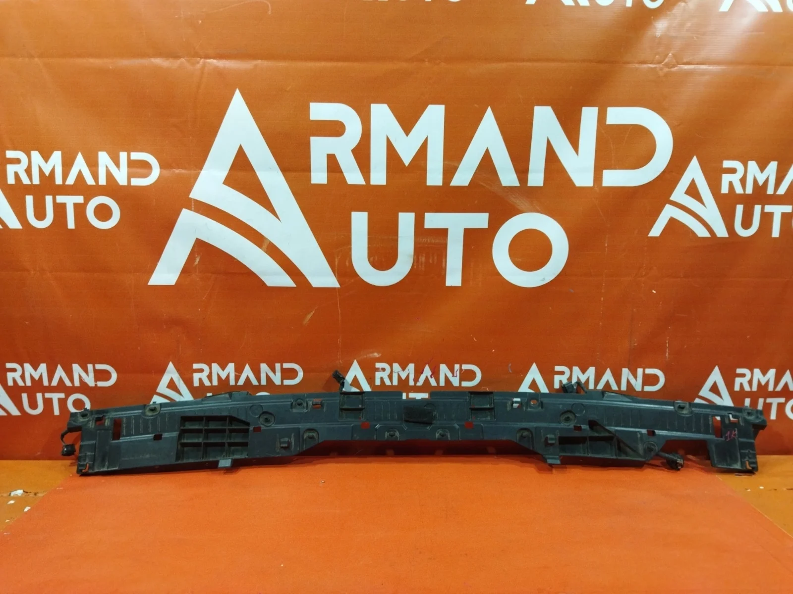 Кронштейн бампера Toyota Land Cruiser 2015-2021 200