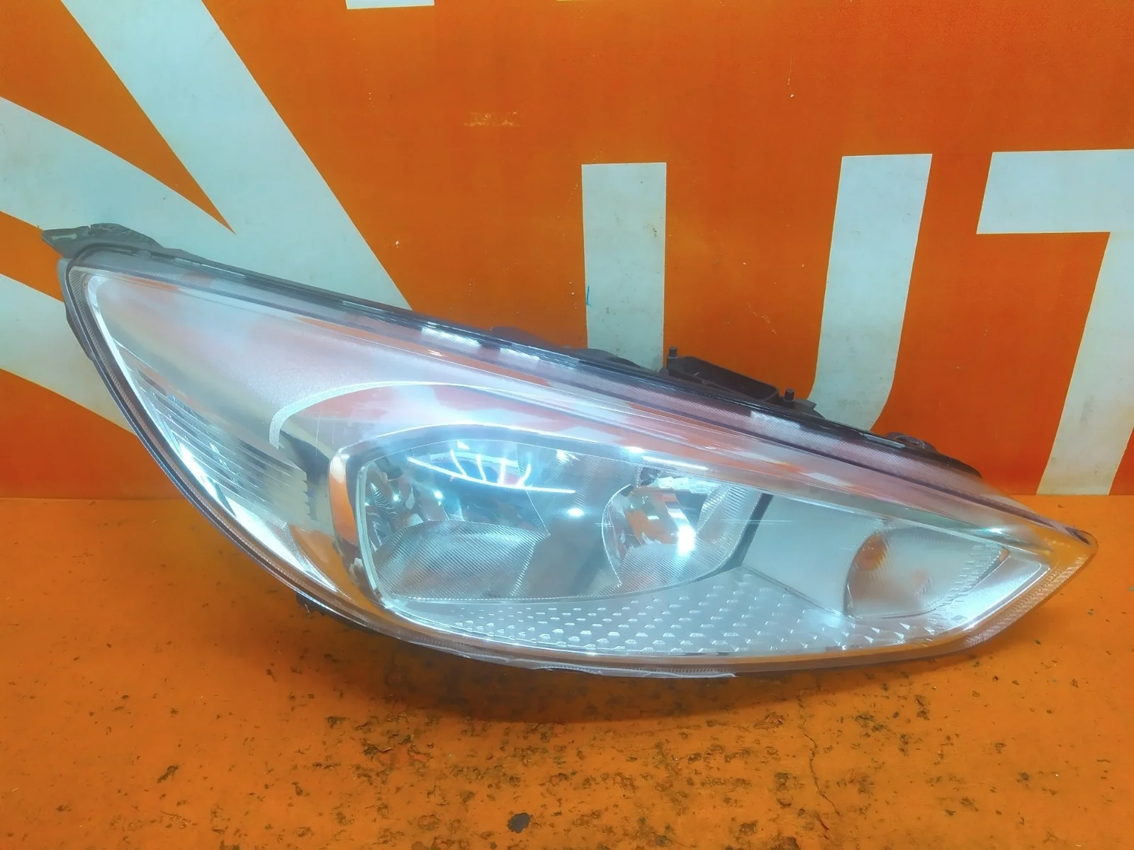 Фара Ford Focus 2014-2019 3