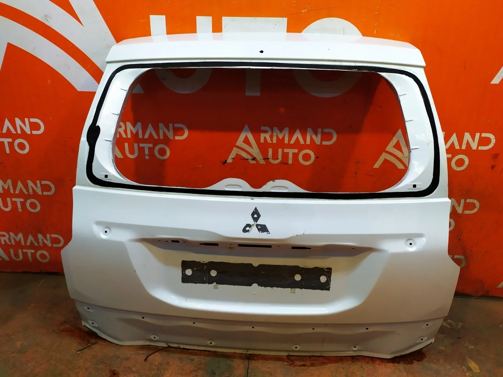 Дверь багажника Mitsubishi Pajero Sport 2015-2021 3