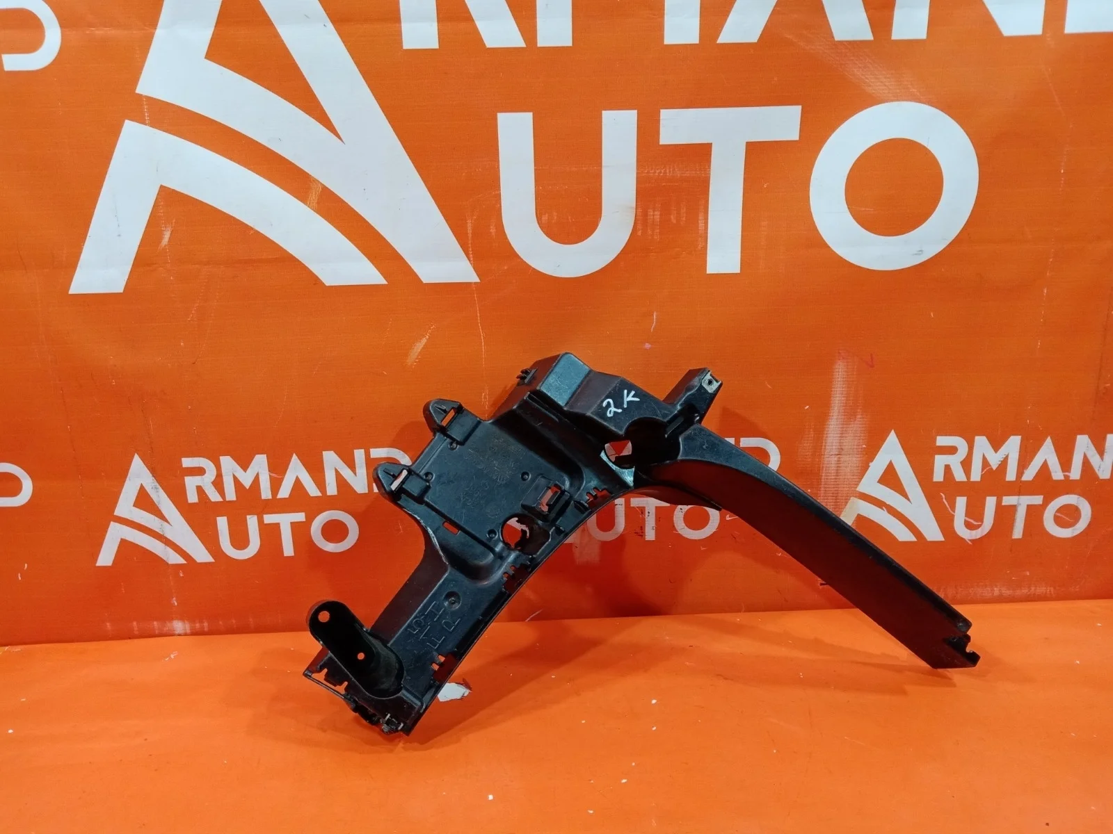 Кронштейн бампера BMW X5 2013-2018 F15