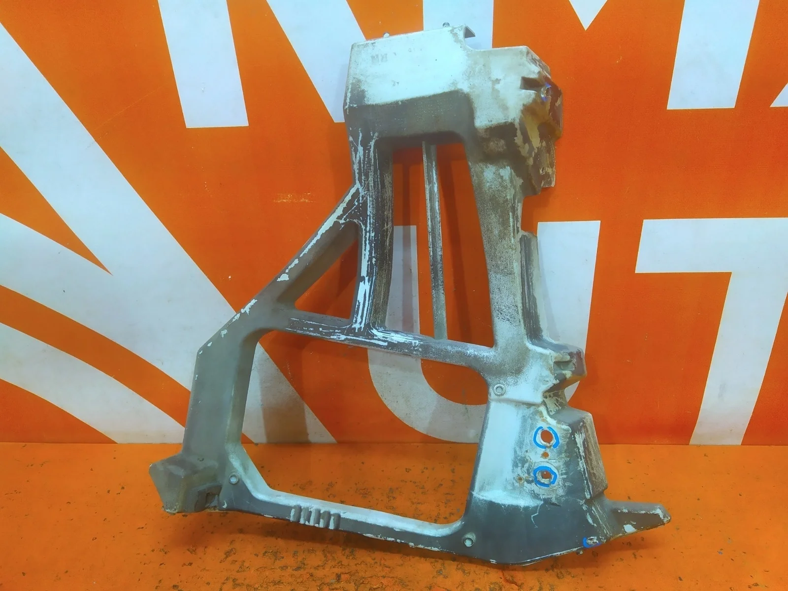 Кронштейн бампера Ford Focus 2005-2011