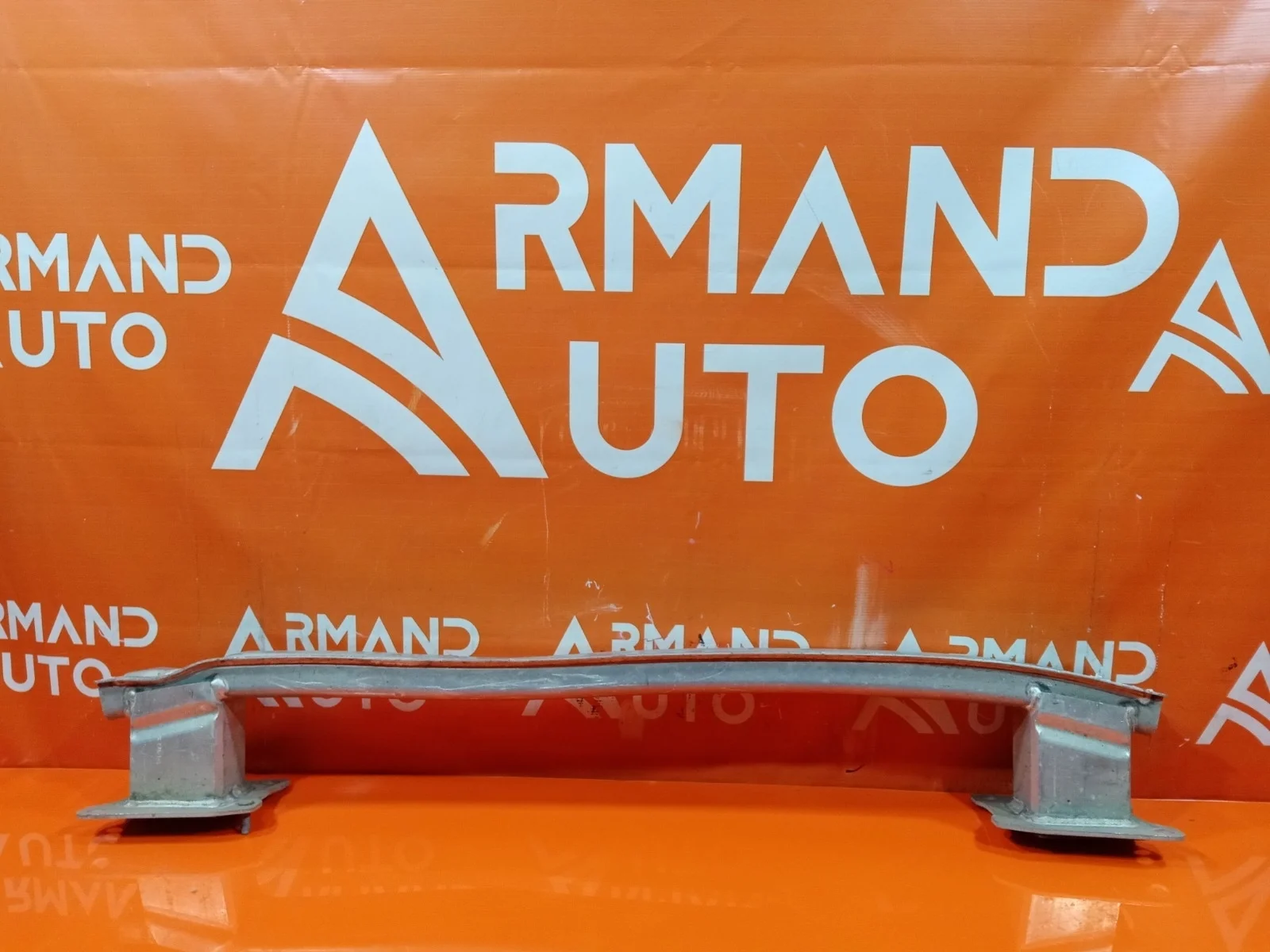 Усилитель бампера Audi A4 2015-нв B9