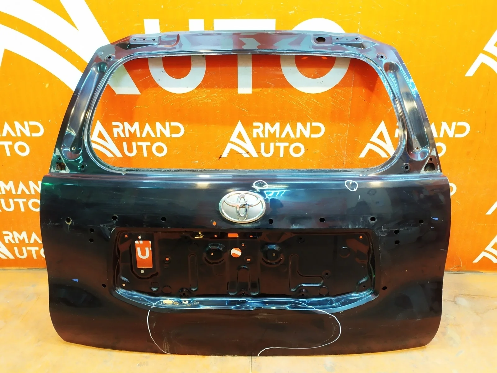 Дверь багажника Toyota Land Cruiser Prado 2013-2017 150