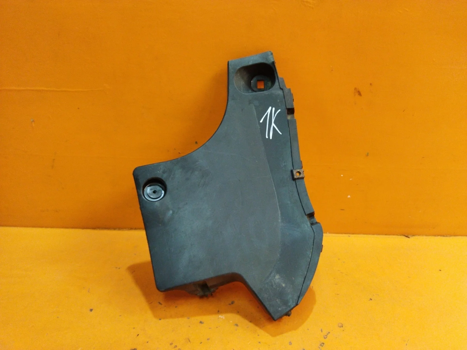 Заглушка бампера Toyota RAV4 2012-2019 CA40