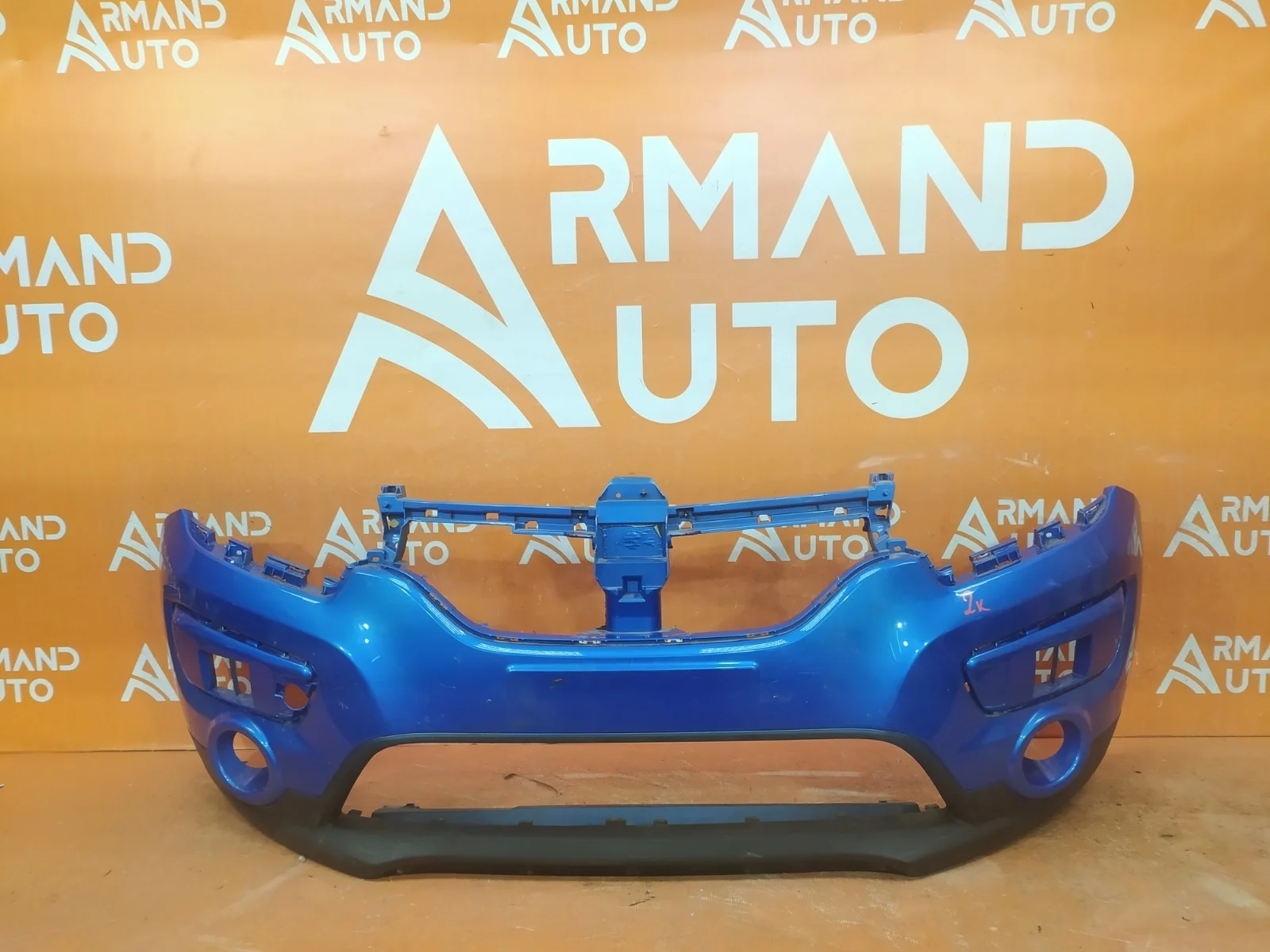 Бампер Renault Sandero 2013-2019
