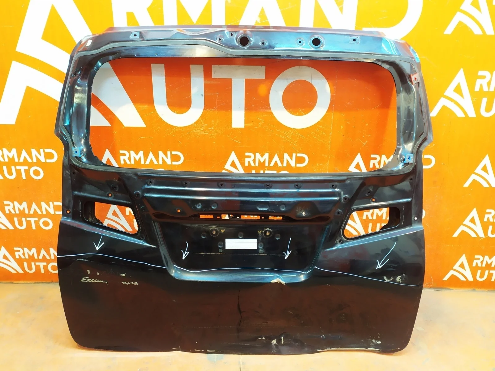 Дверь багажника Toyota Alphard 2015-нв 3