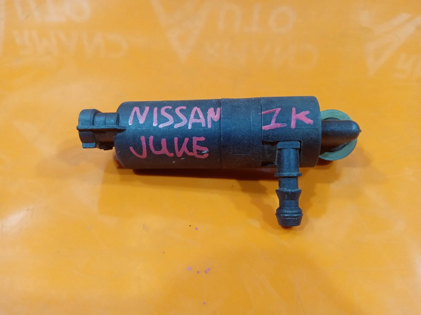 Насос фароомывателя Nissan Juke 2010-2019 YF15