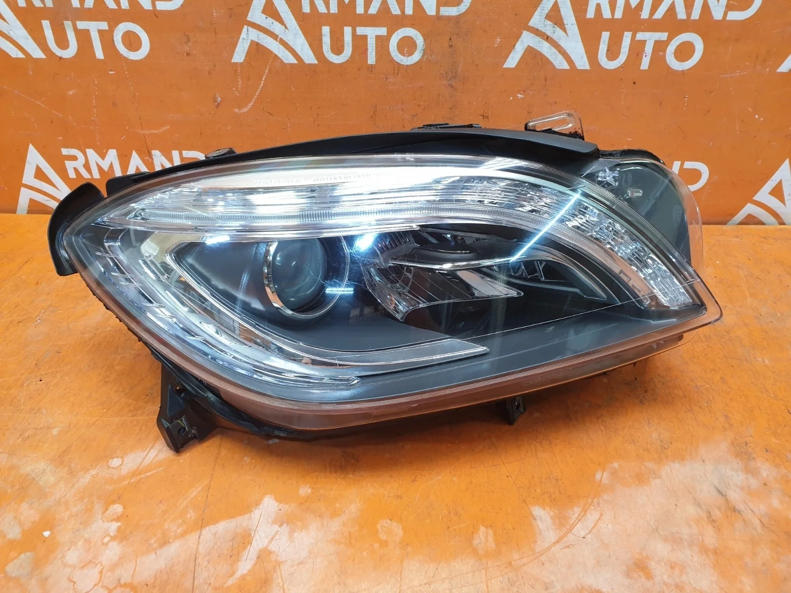 Фара Mercedes ML GLE-Class 2011-2015 W166