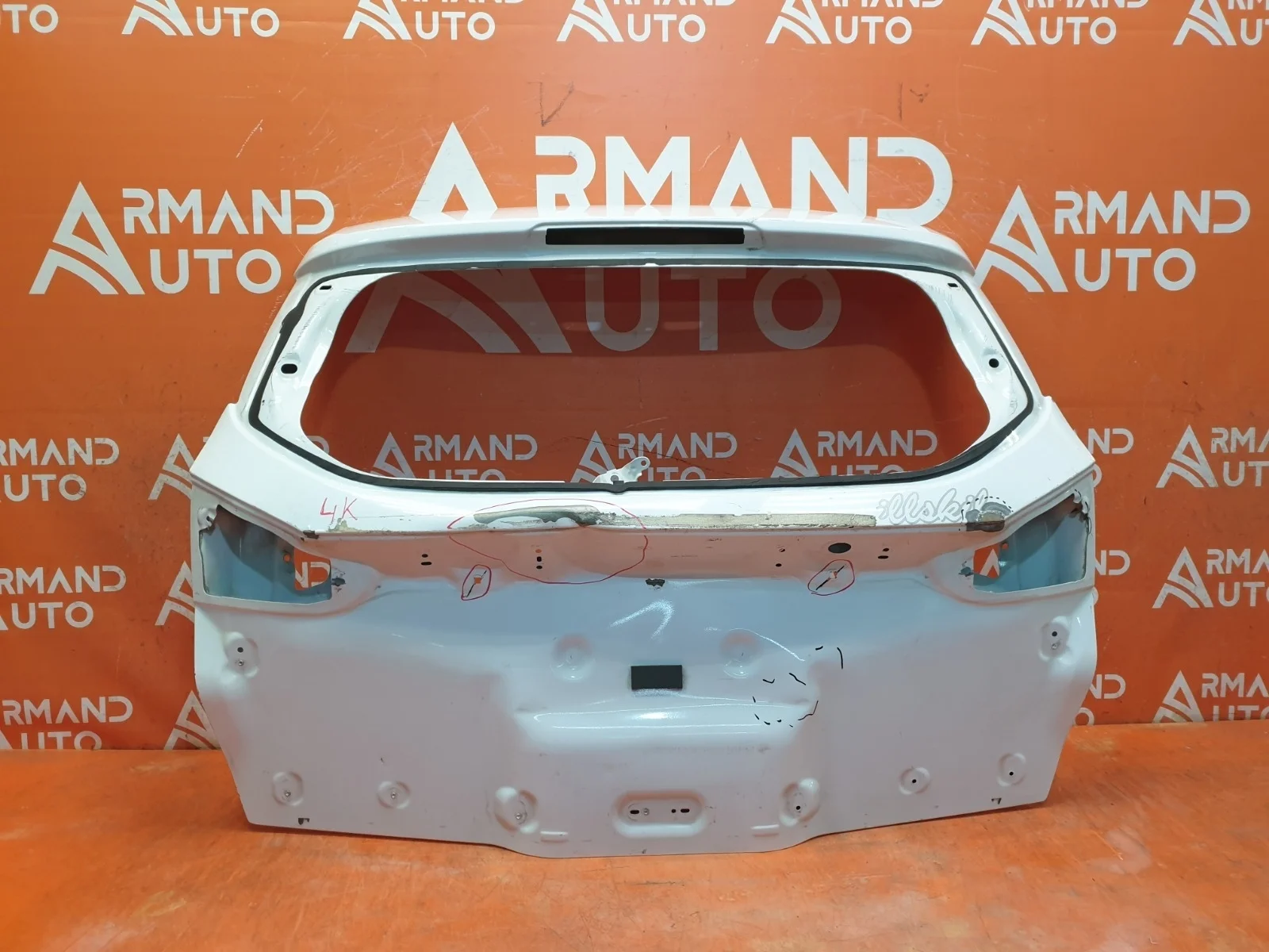 Дверь багажника Ford Focus 2011-2019 3