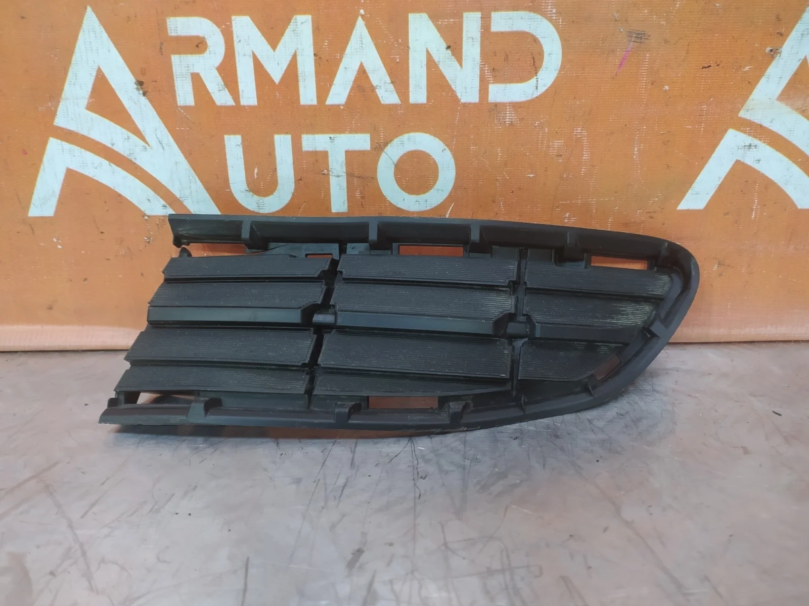 Решетка бампера toyota RAV4 2012-2015 CA40