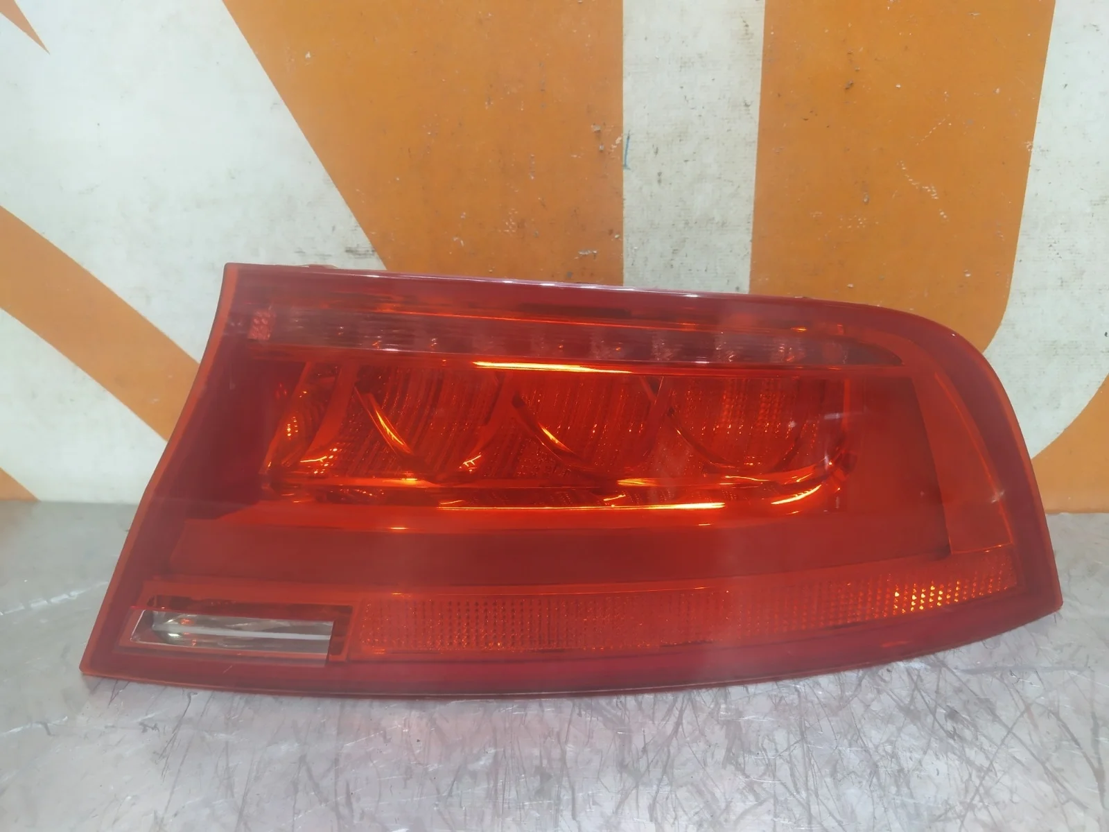 Фонарь внешний Audi A7 2010-2014 4G7