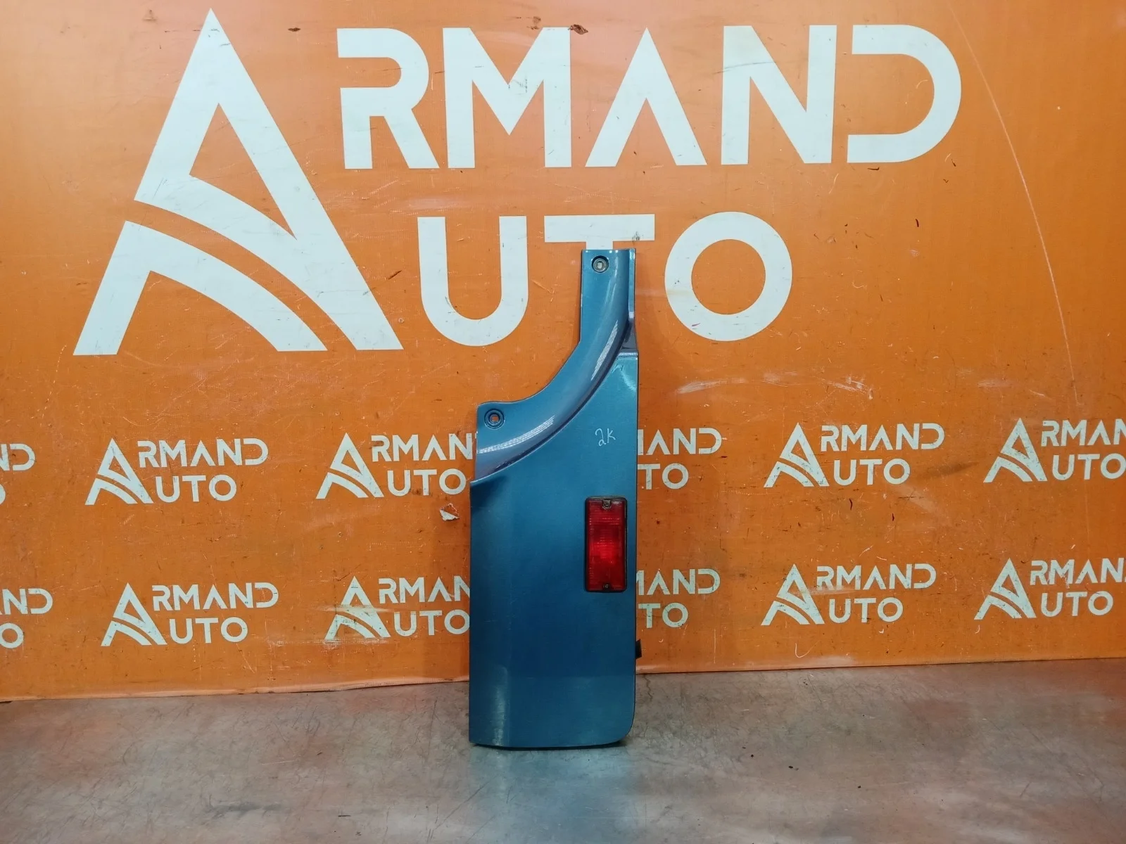 Накладка двери багажника Toyota RAV4 2005-2014 3 XA30