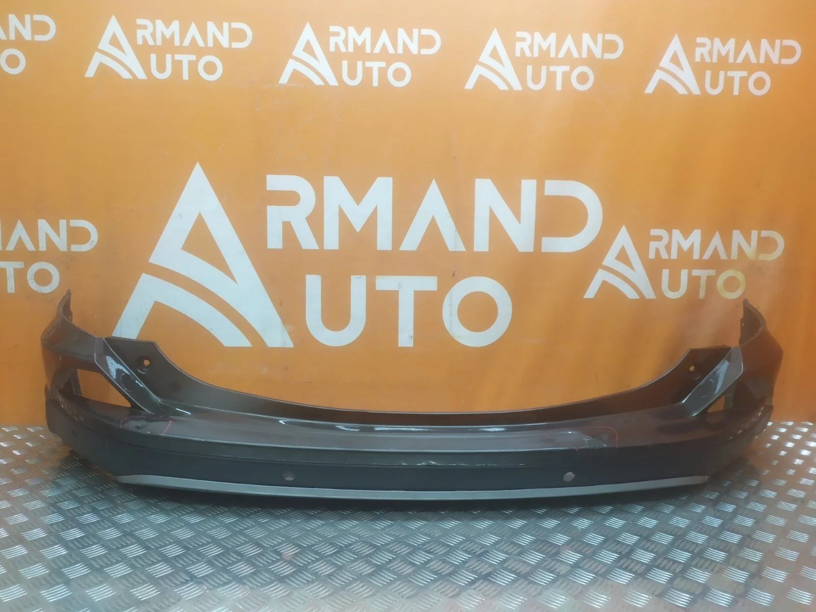 Бампер Toyota RAV4 2015-2019 CA40