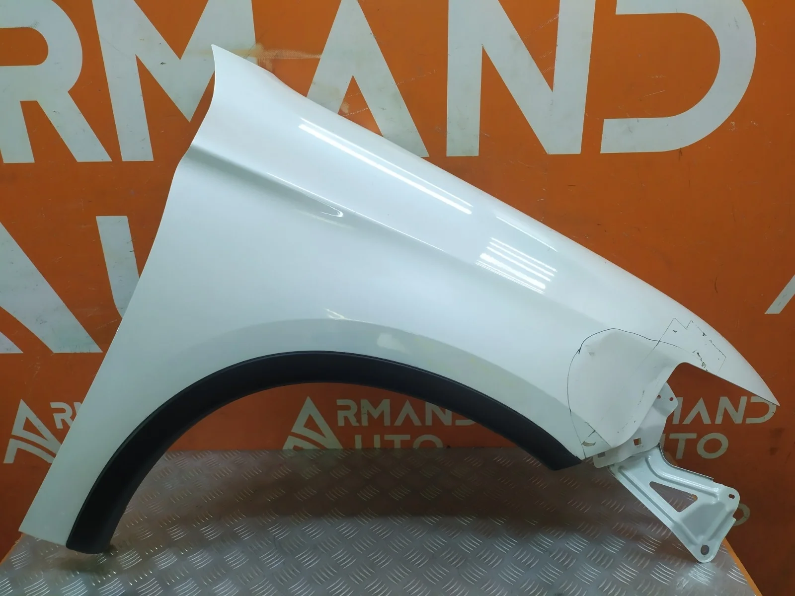 Крыло Mitsubishi Outlander 2015-нв 3