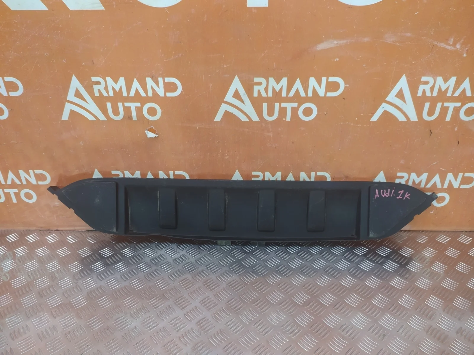 Воздуховод радиатора Audi Q7 2005-2015 4L