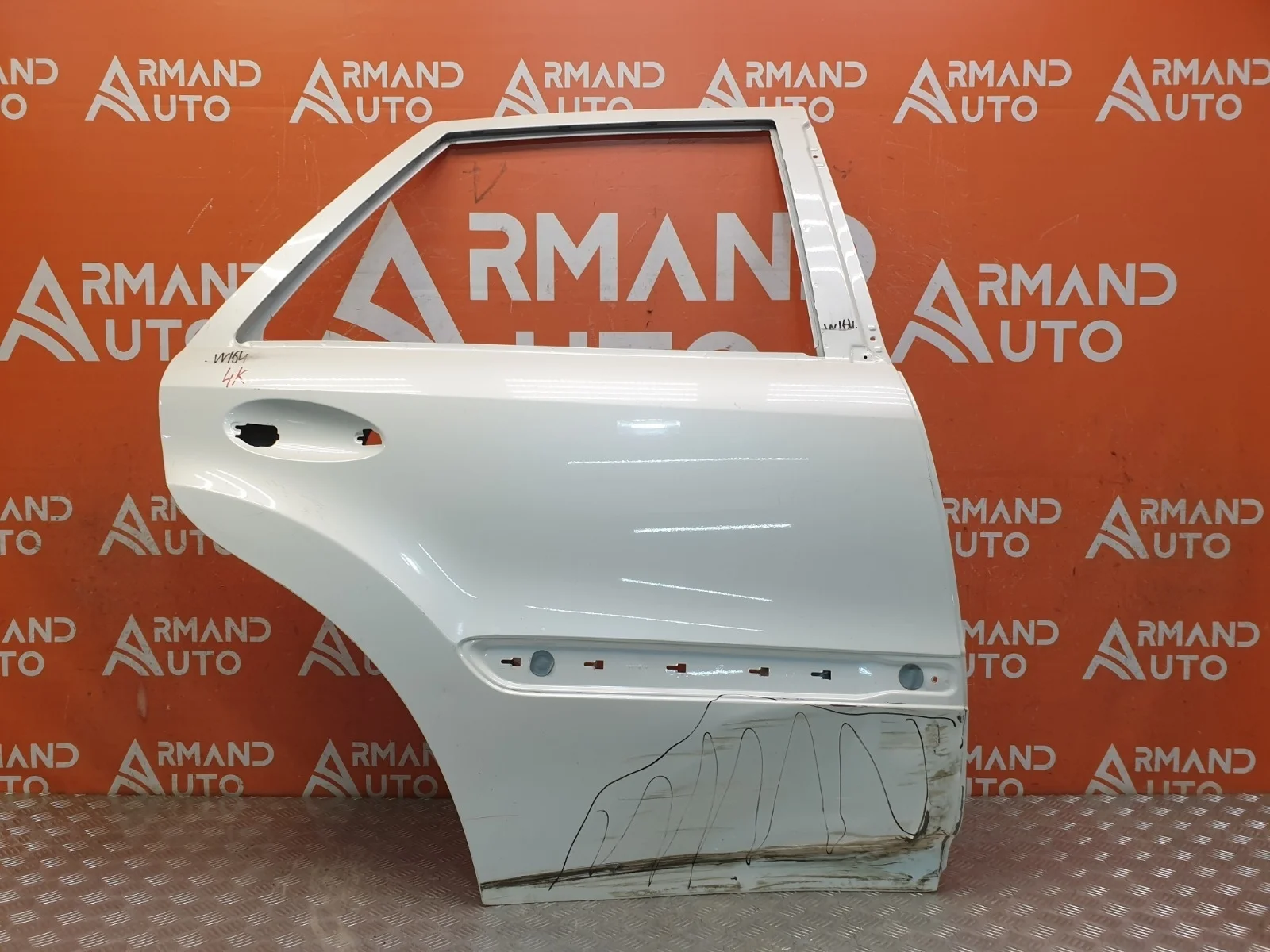 Дверь Mercedes ML-Class 2005-2011 W164