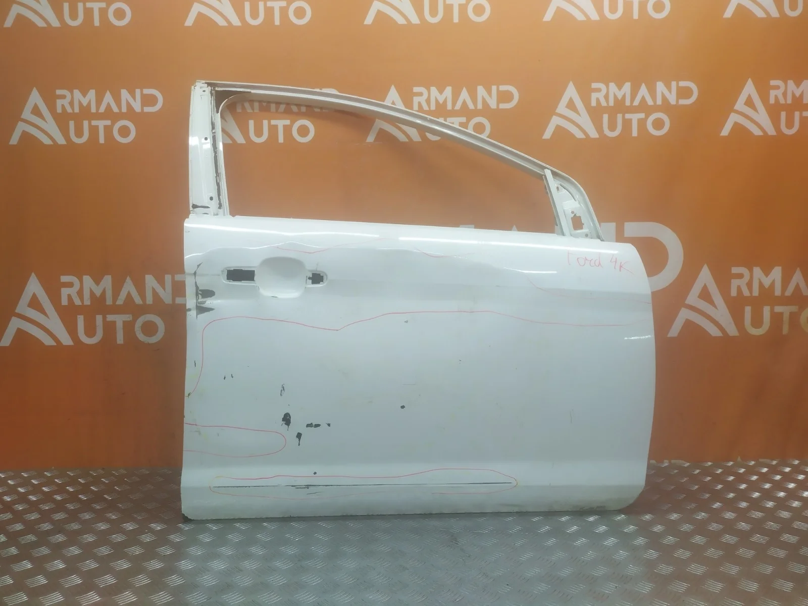 Дверь FORD Focus 2008-2011