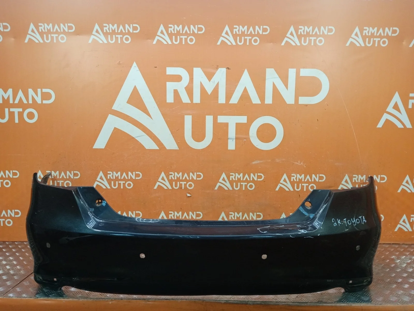 Бампер Toyota Camry 2014-2018 7 XV50