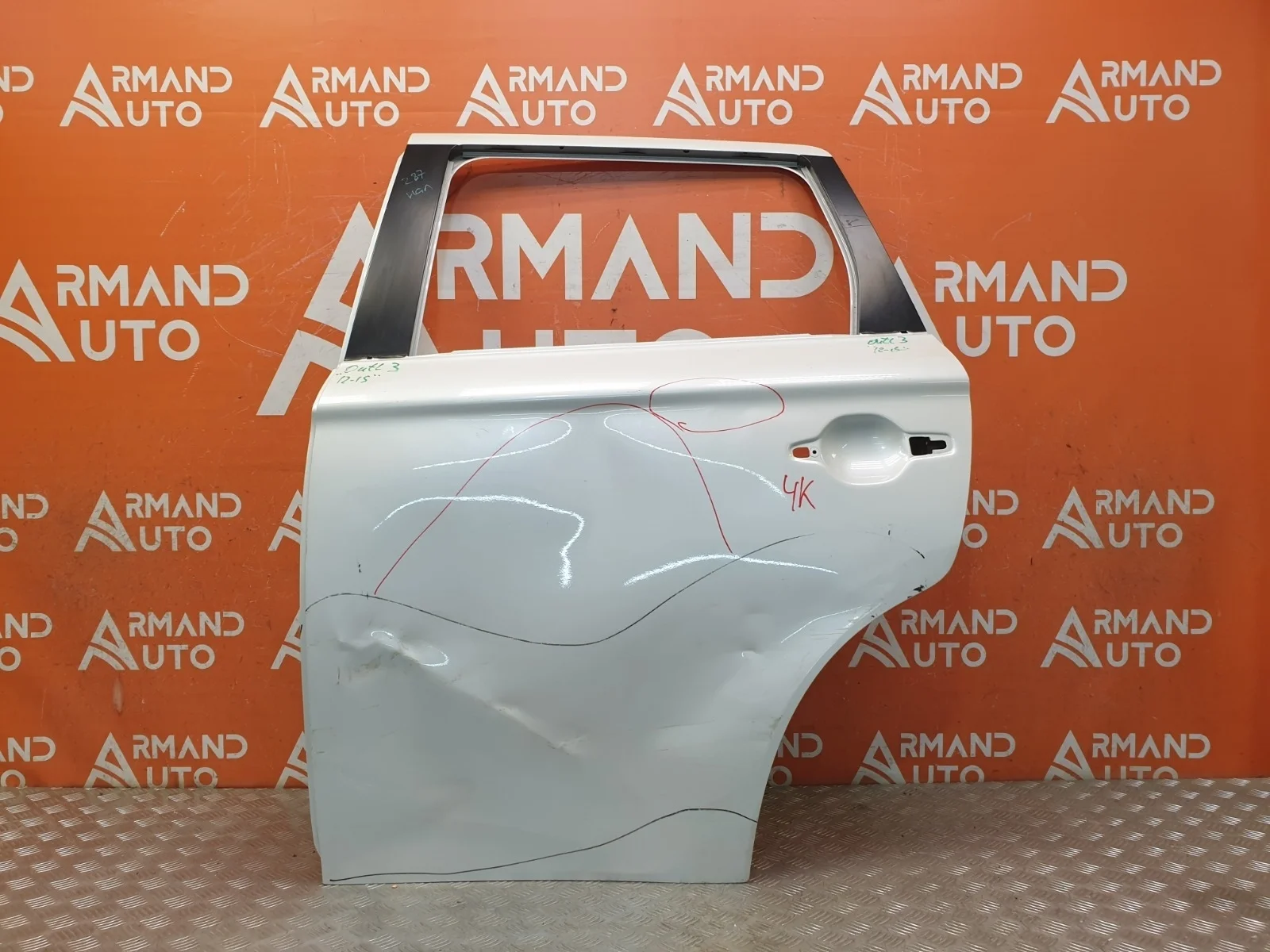 Дверь Mitsubishi Outlander 2012-2015 3