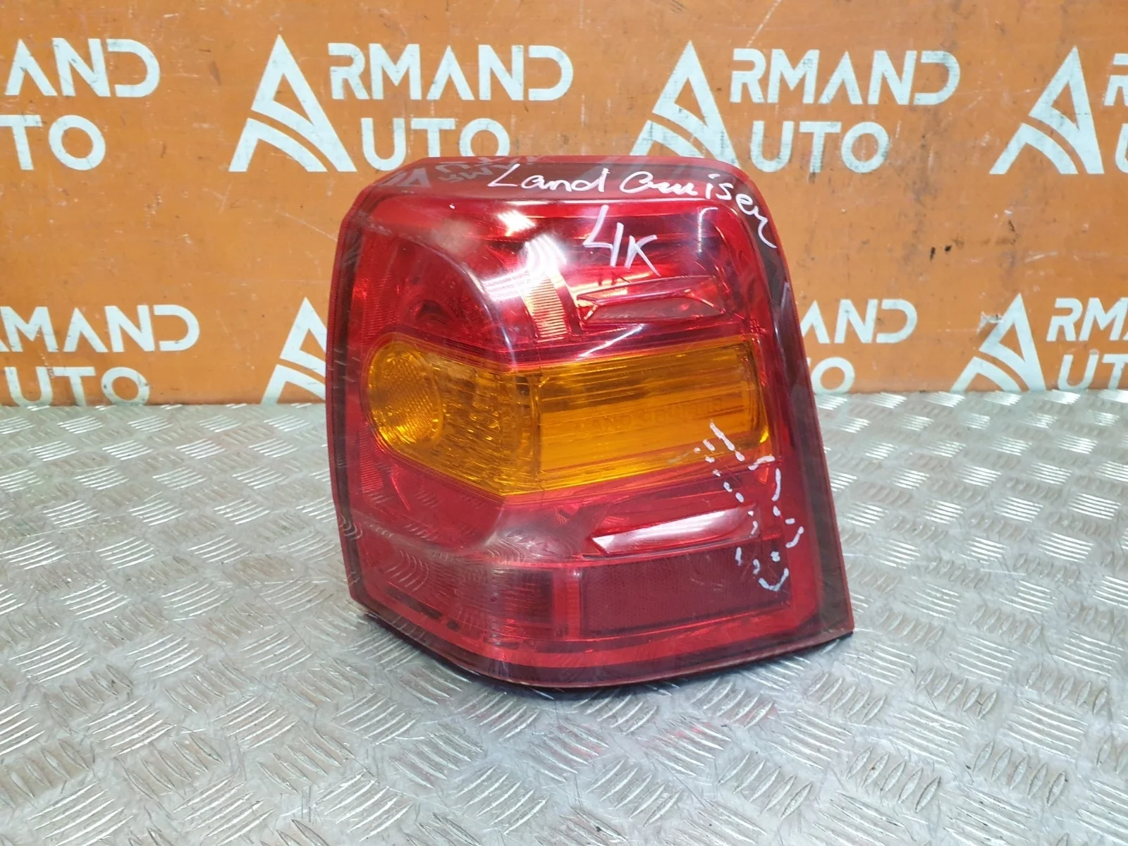 Фонарь внешний Toyota Land Cruiser 2012-2015 200