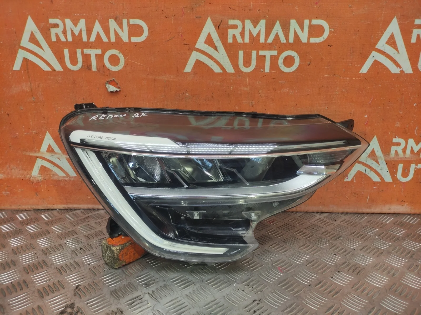 Фара Renault Arkana 2019-нв