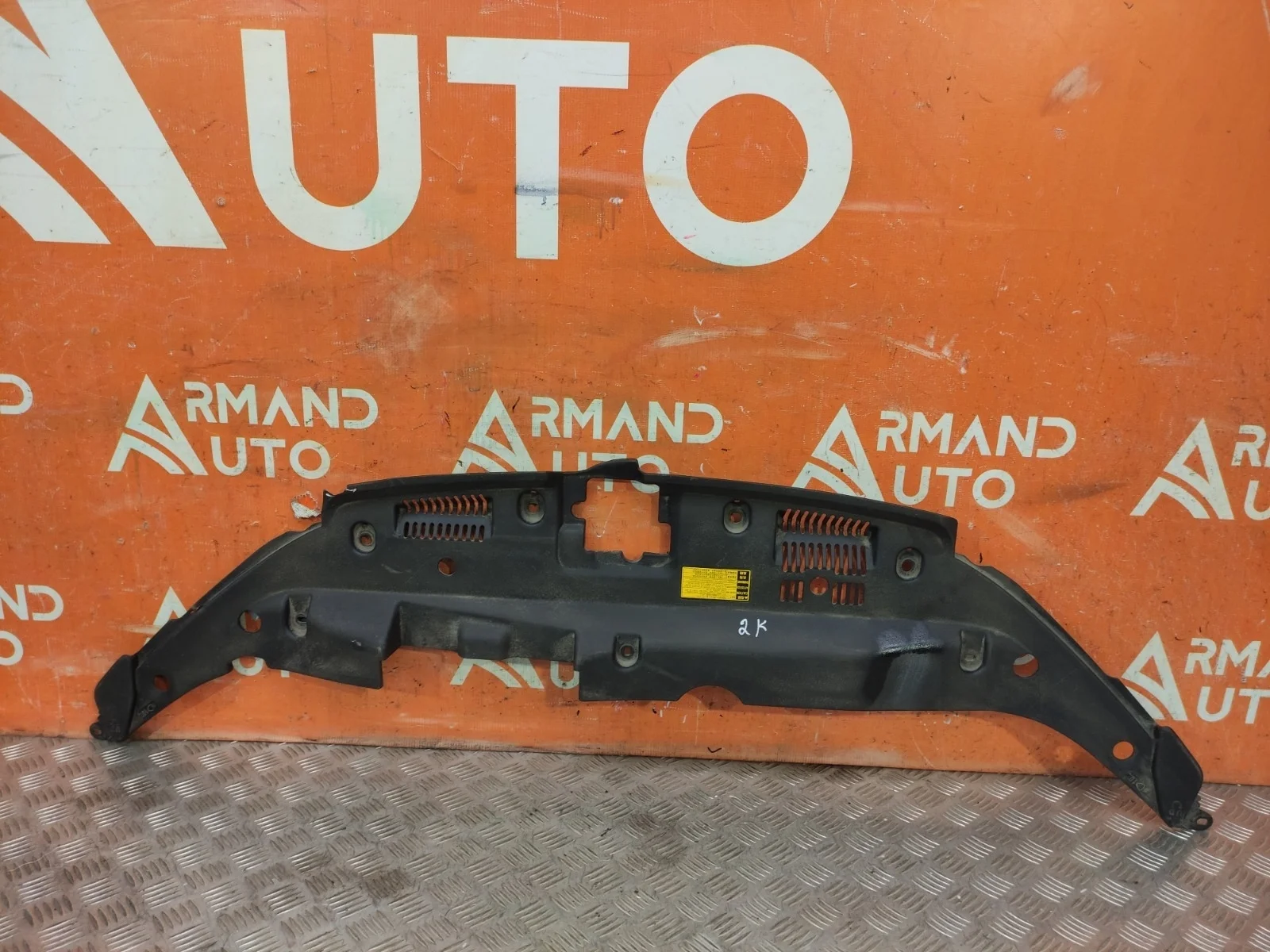 Кожух замка капота Toyota Highlander 2013-2019 U50