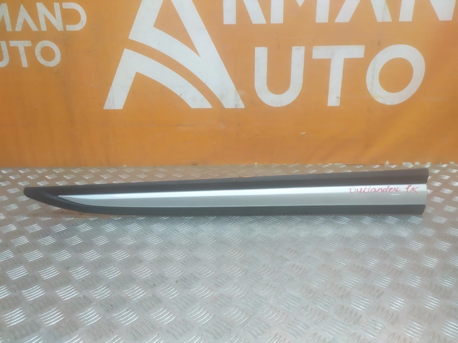 Молдинг двери Mitsubishi Outlander 2015-нв 3