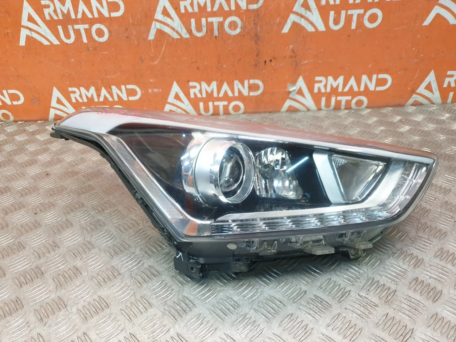 Фара Hyundai Creta 2016-2021