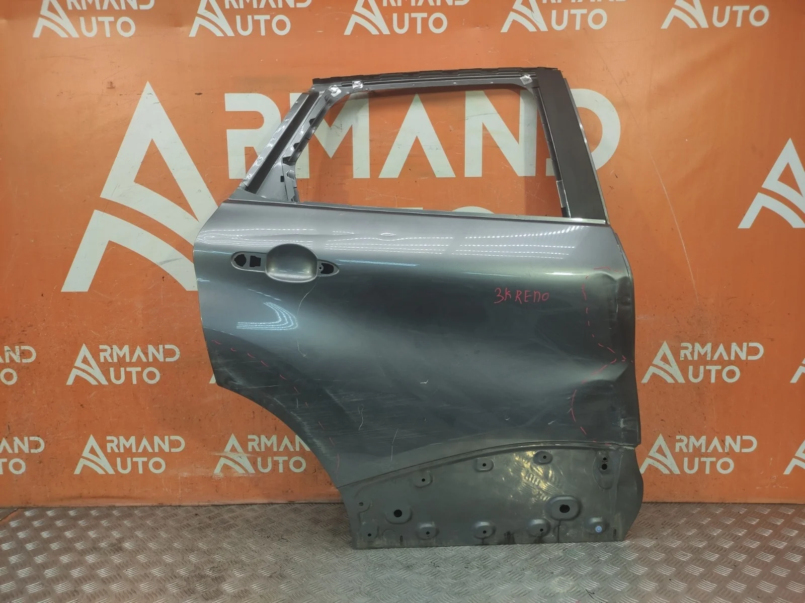 Дверь RENAULT Kaptur 2016-нв