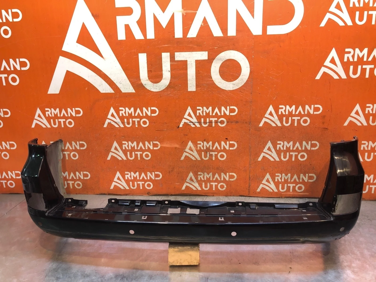 Бампер Toyota Land Cruiser 2015-2021 200