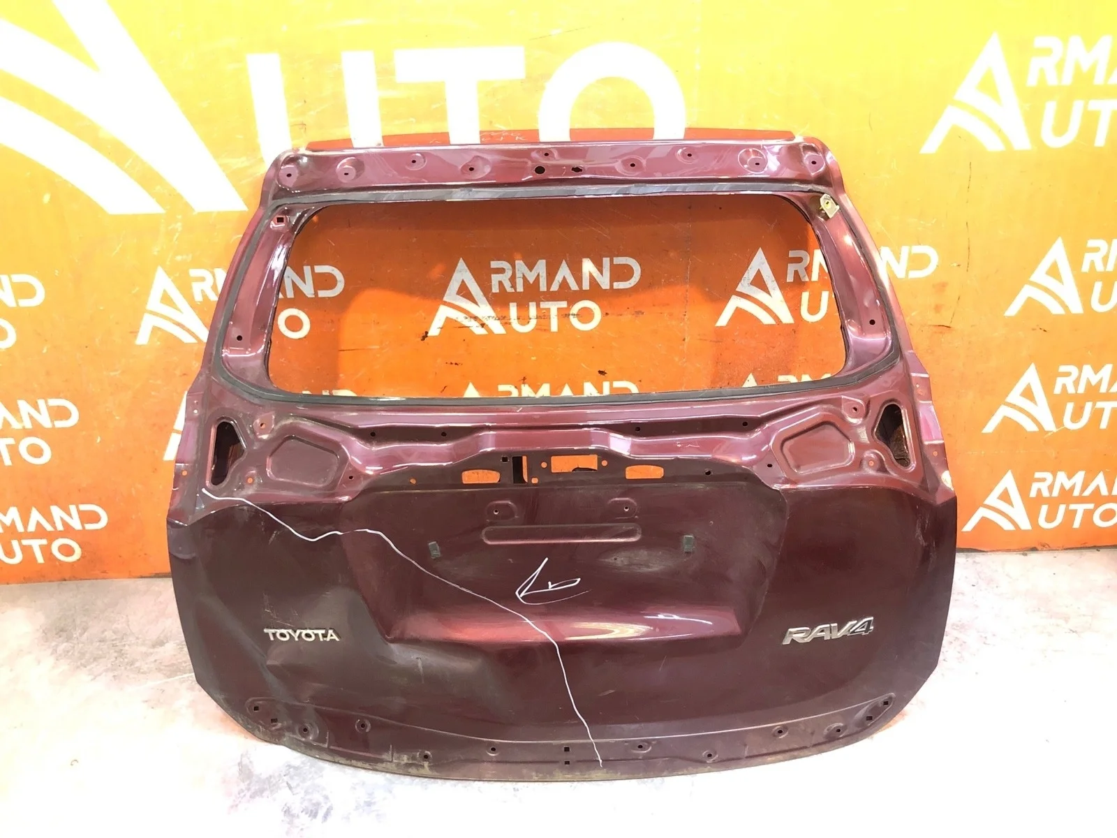 Дверь багажника Toyota RAV4 2015-2019 CA40