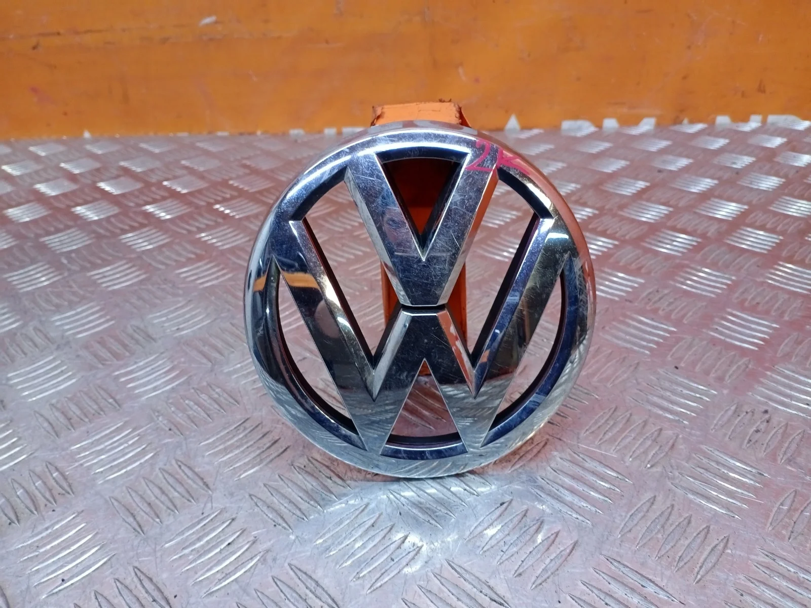Эмблема Volkswagen Touareg 2010-2014
