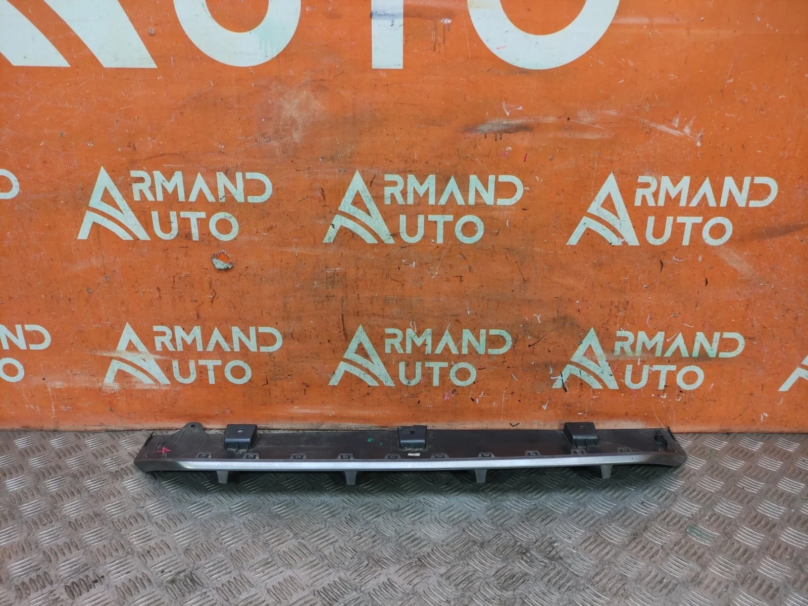 Накладка юбки бампера Kia K5 2020-нв 3