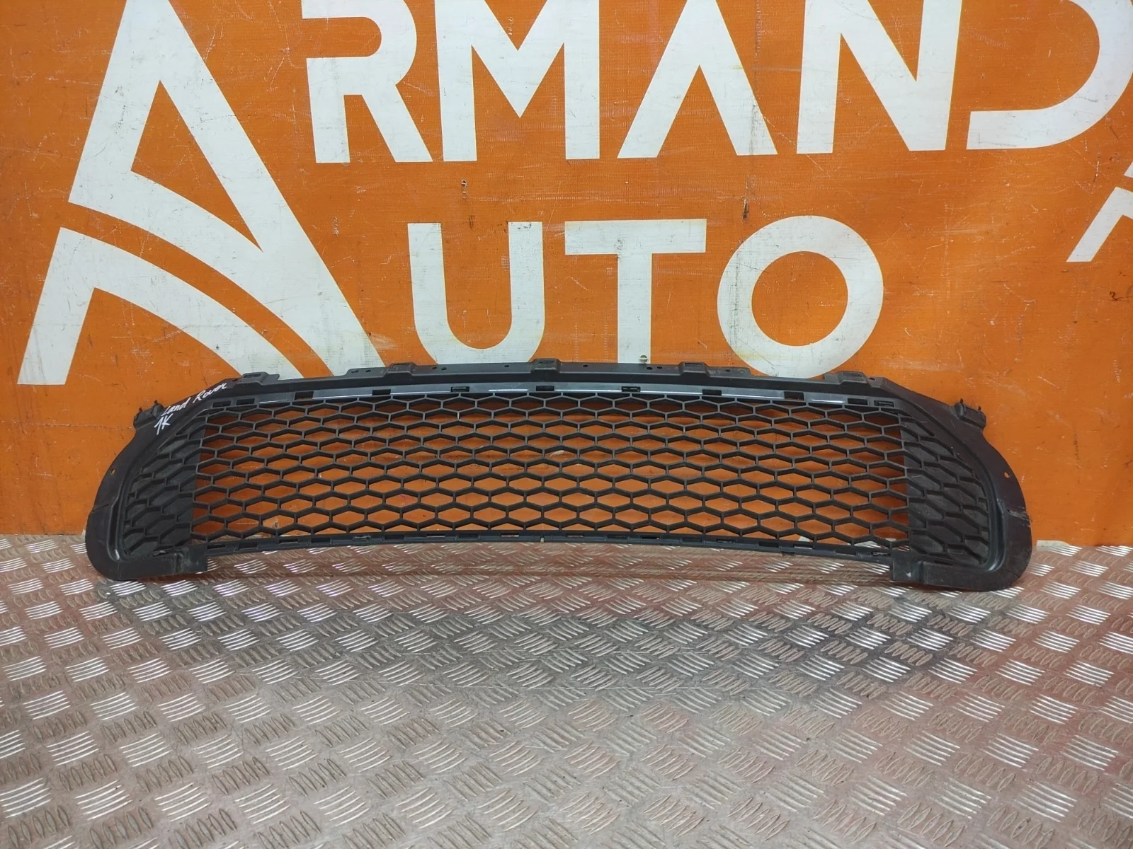 Решетка бампера Land Rover Freelander 2010-2014