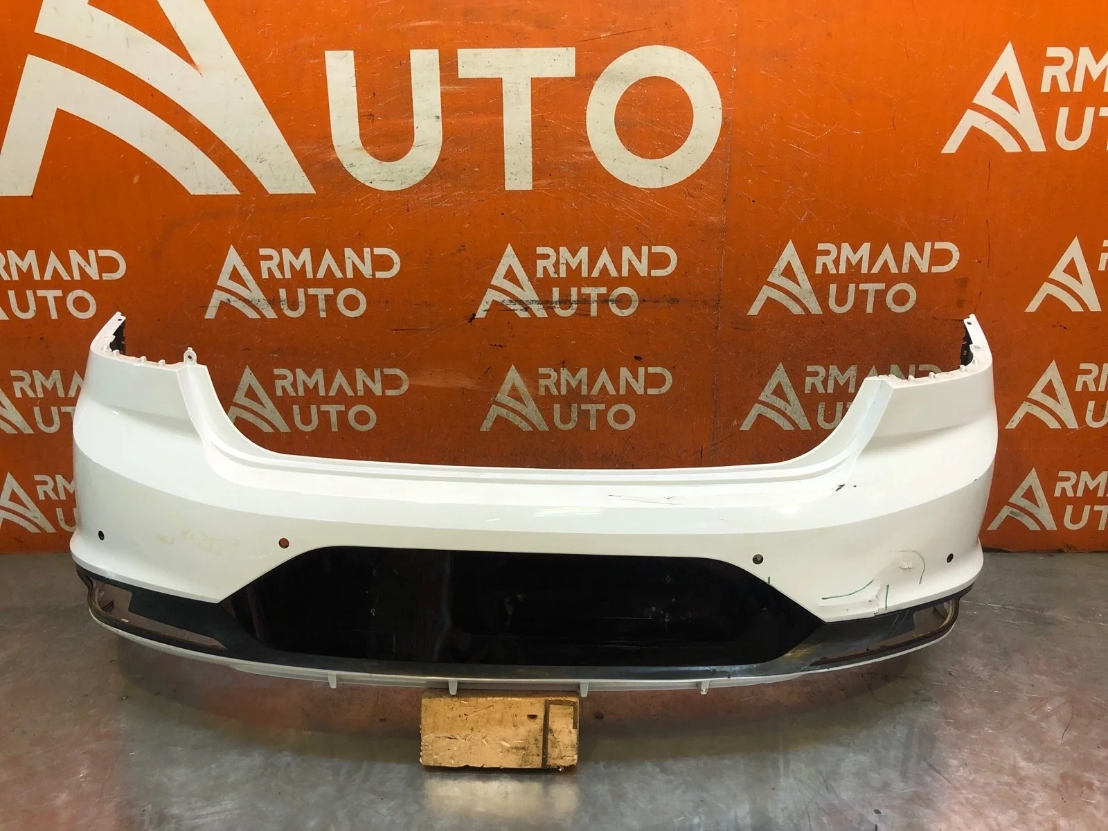 Бампер Hyundai Elantra 2018-2020 6 AD