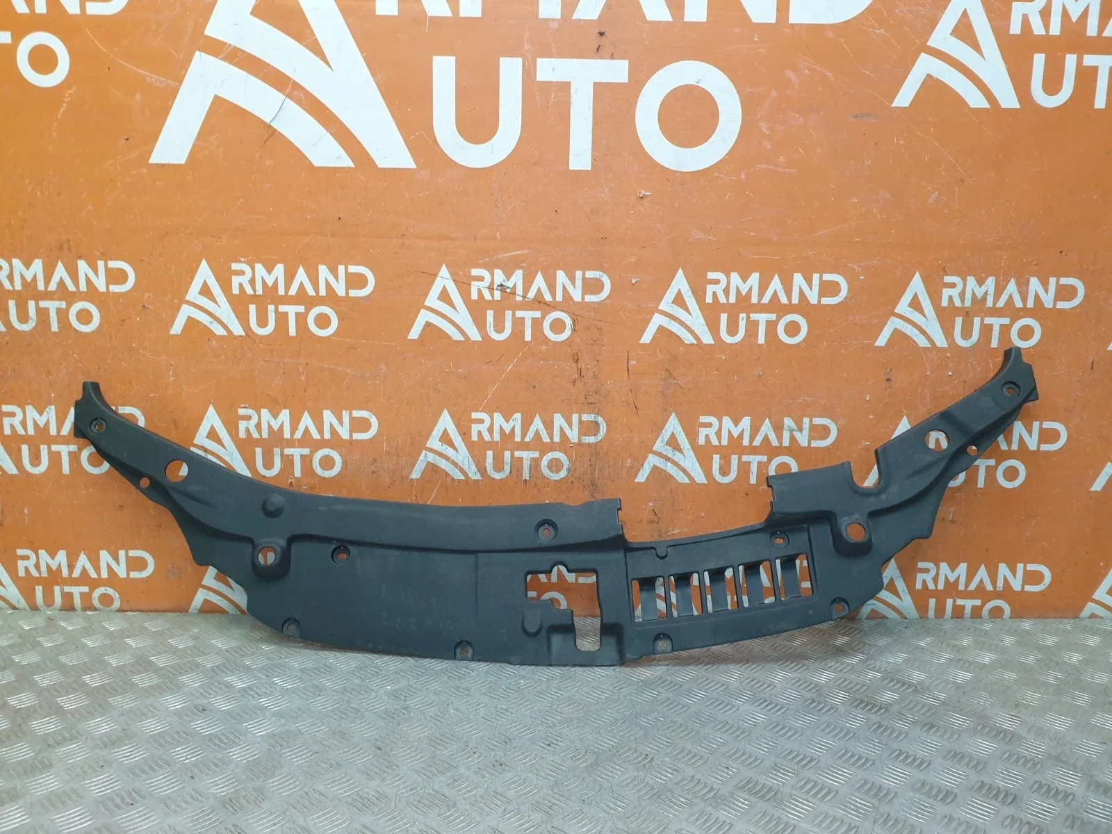 Кожух замка капота Toyota Camry 2014-2018 7 XV50