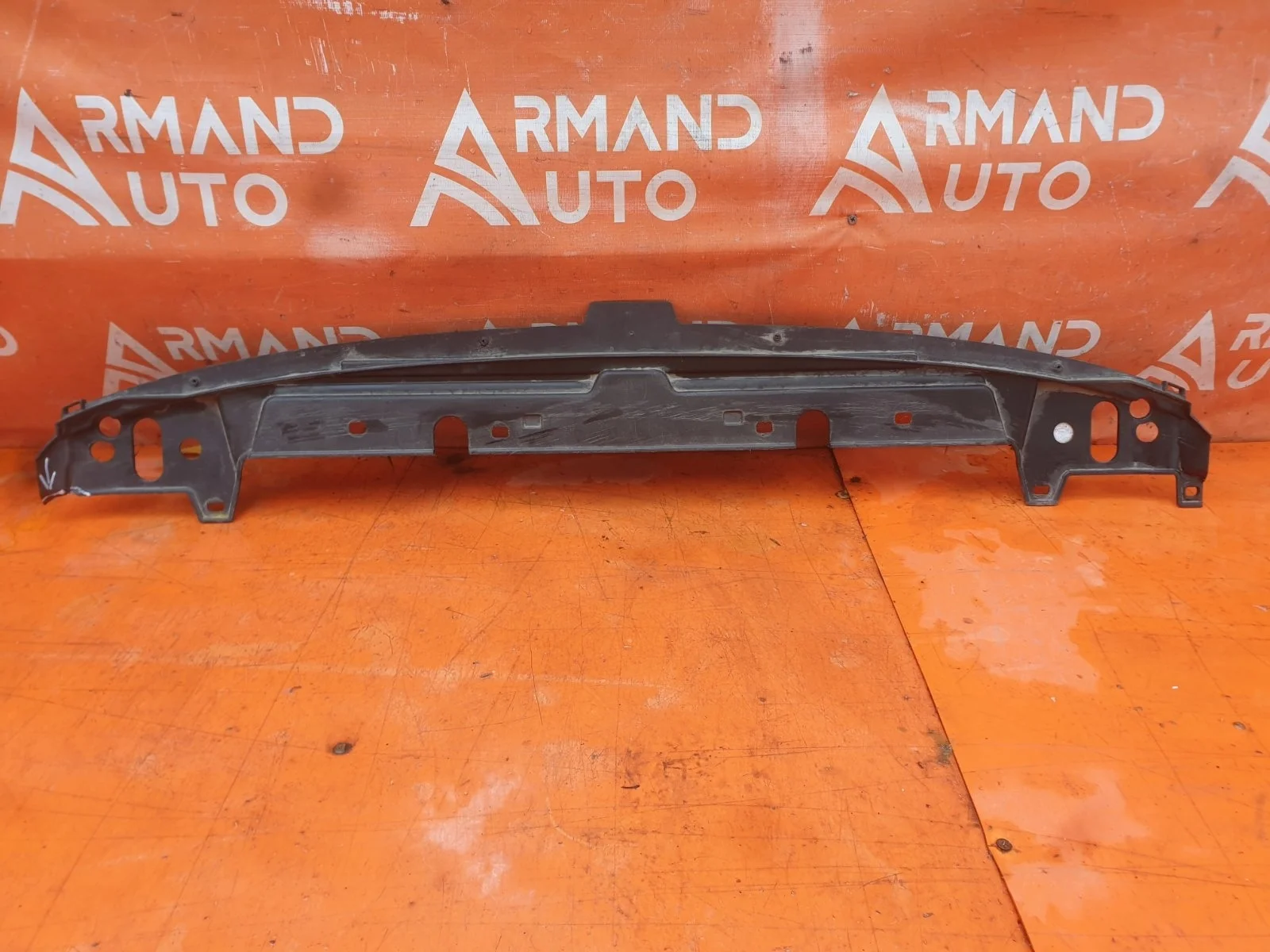 Кожух замка капота Land Rover Range Velar 2017-нв L560
