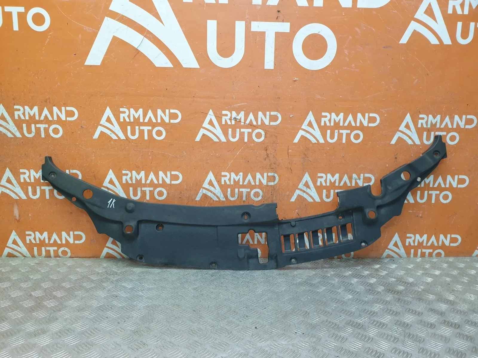 Кожух замка капота Toyota Camry 2014-2018 7 XV50