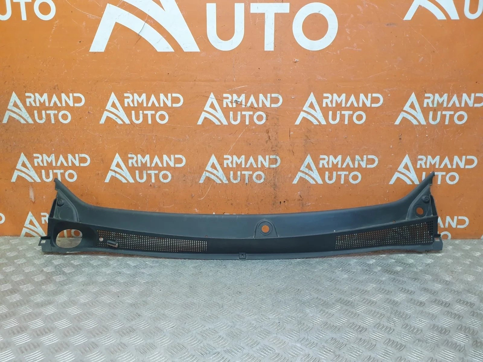 Жабо Renault Logan 2012-2022