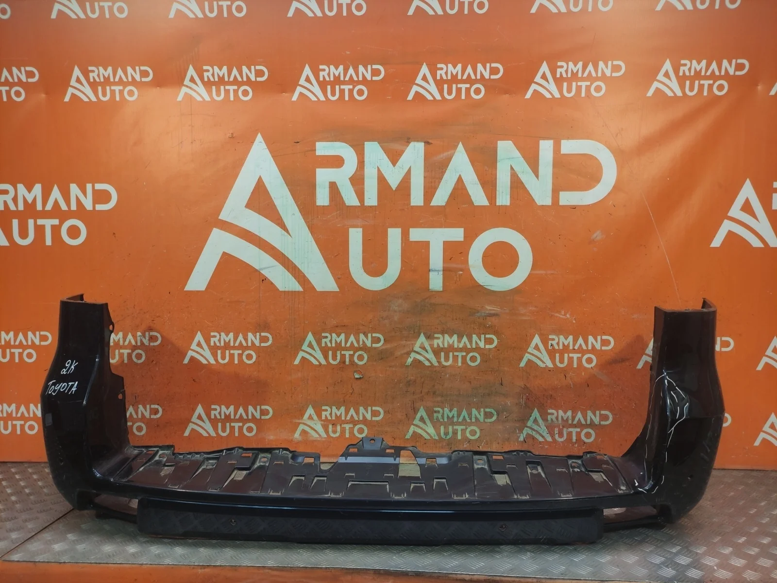 Бампер Toyota Land Cruiser Prado 2017-нв 150