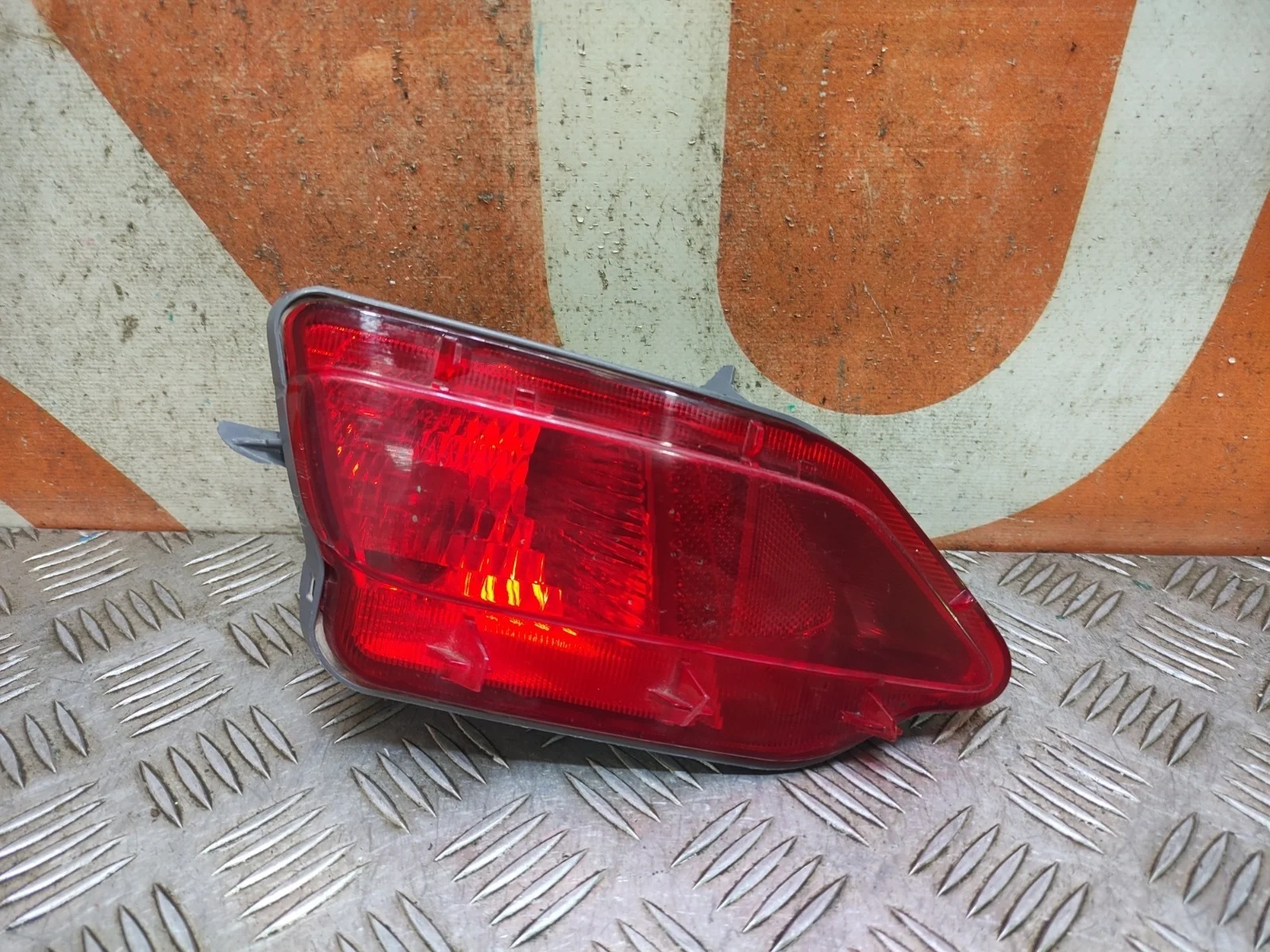 Фонарь противотуманный Toyota RAV4 2012-2015 CA40