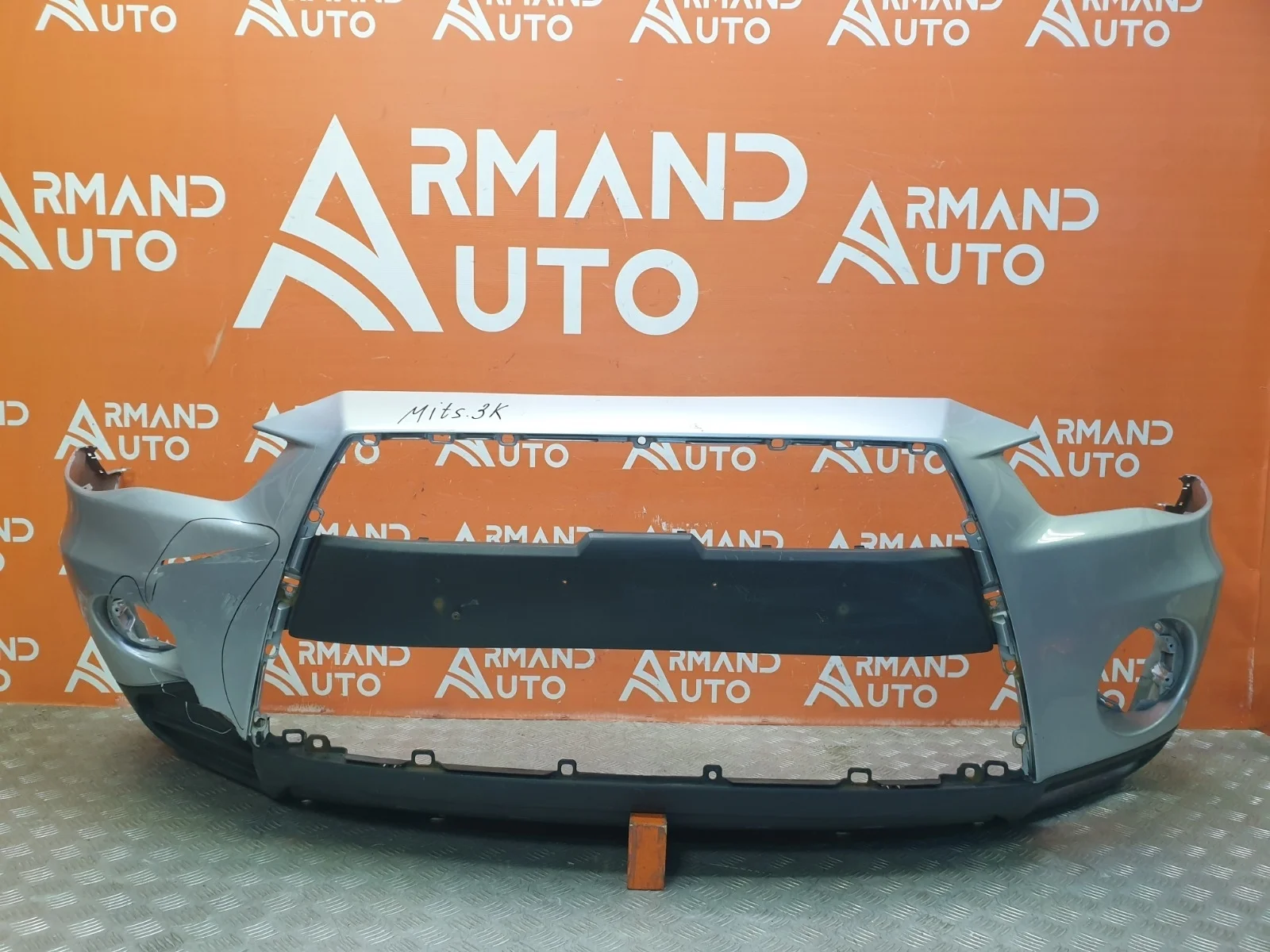 Бампер Mitsubishi Outlander 2009-2013 XL