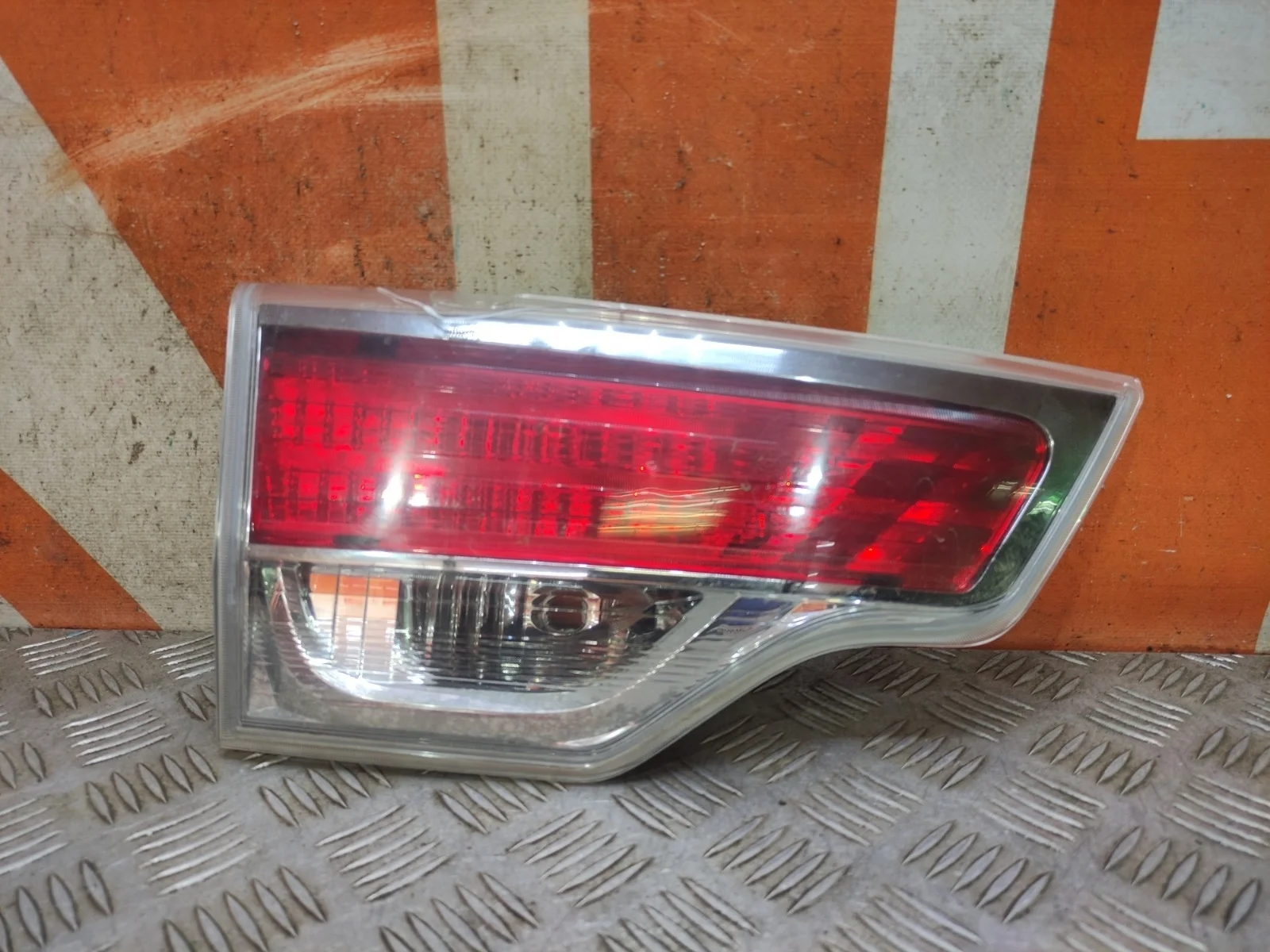 Фонарь внутренний Toyota Highlander 2013-2016 U50