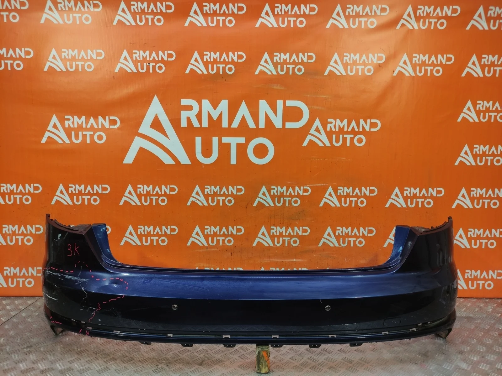 Бампер AUDI A4 2015-2020 B9