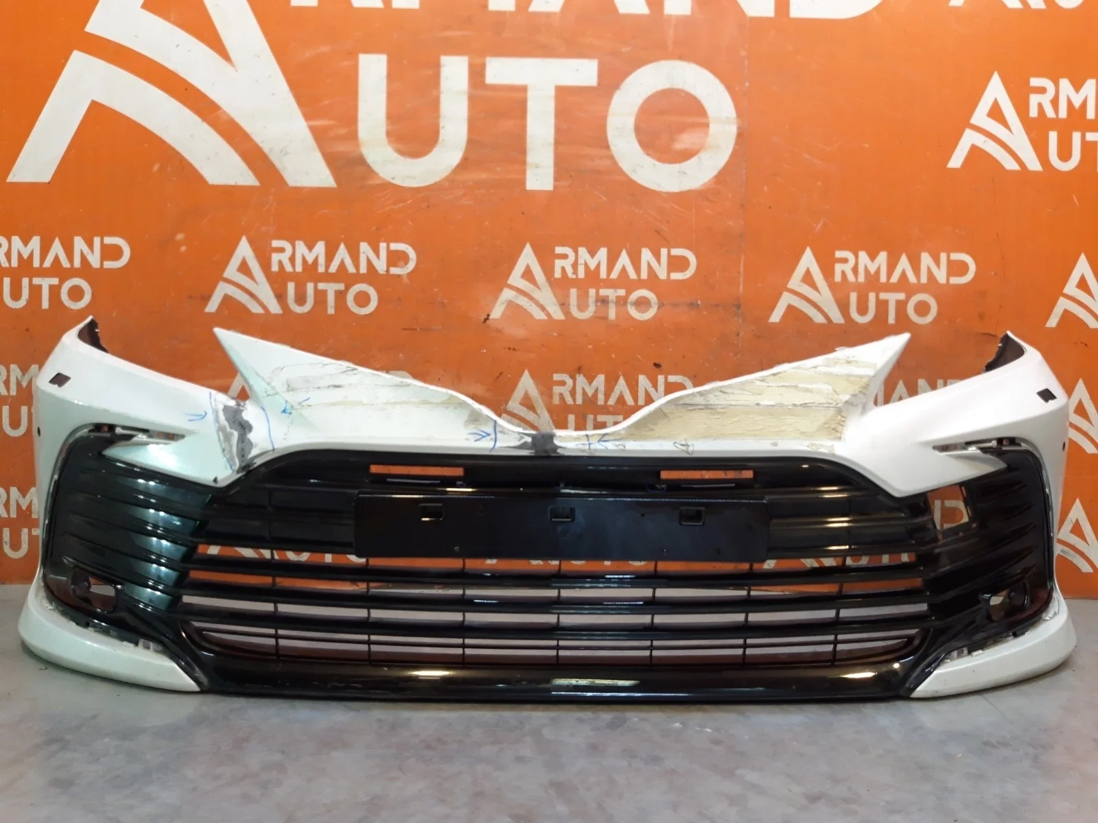 Бампер Toyota Camry 2020-нв 8 XV70
