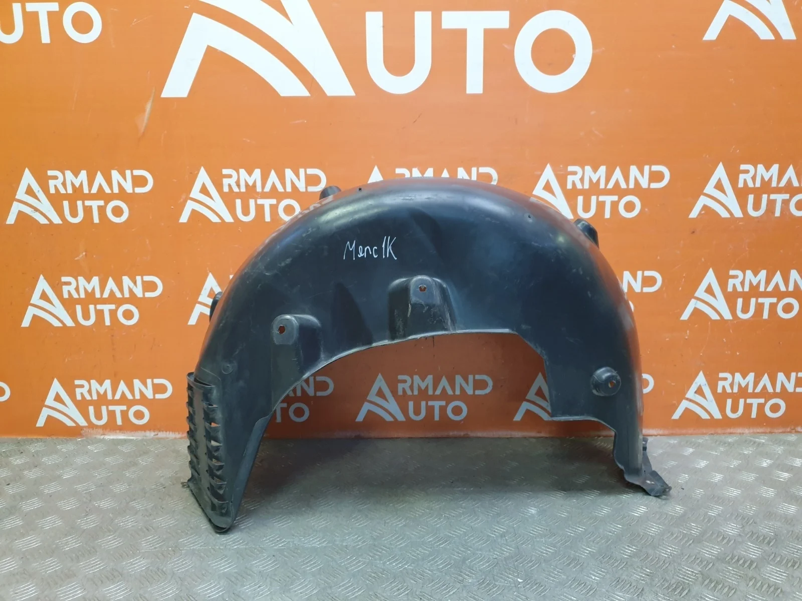 Подкрылок Mercedes GLK-Class 2008-2015 X204