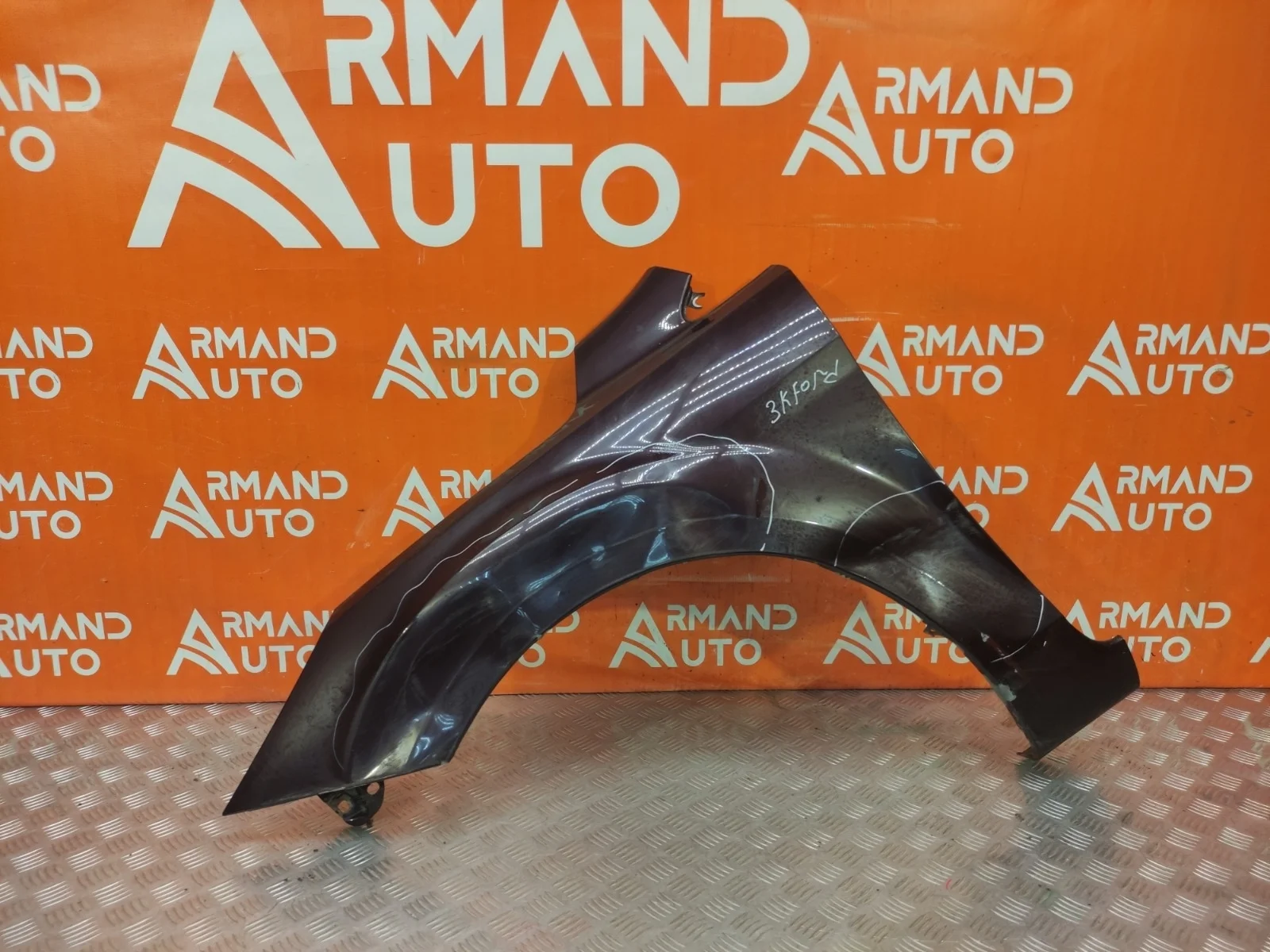 Крыло FORD Focus 2008-2011