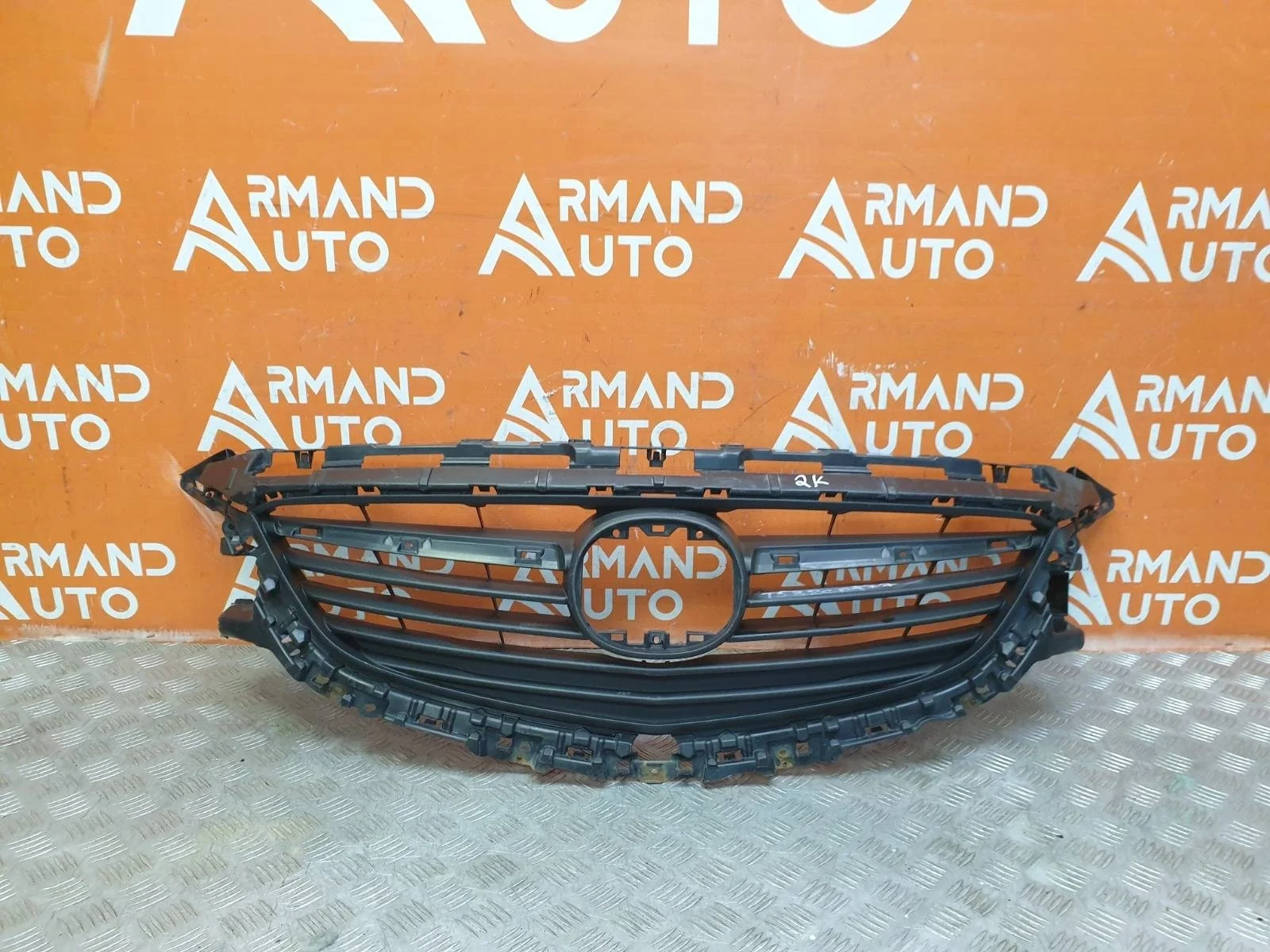 Решетка радиатора Mazda 6 2012-2018 3 GJ