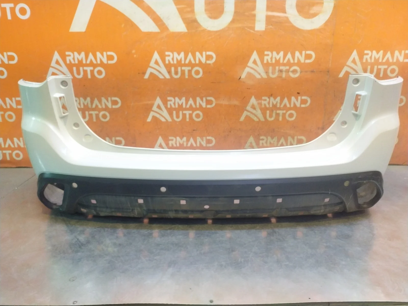 Бампер Mitsubishi Outlander 2018-нв 3